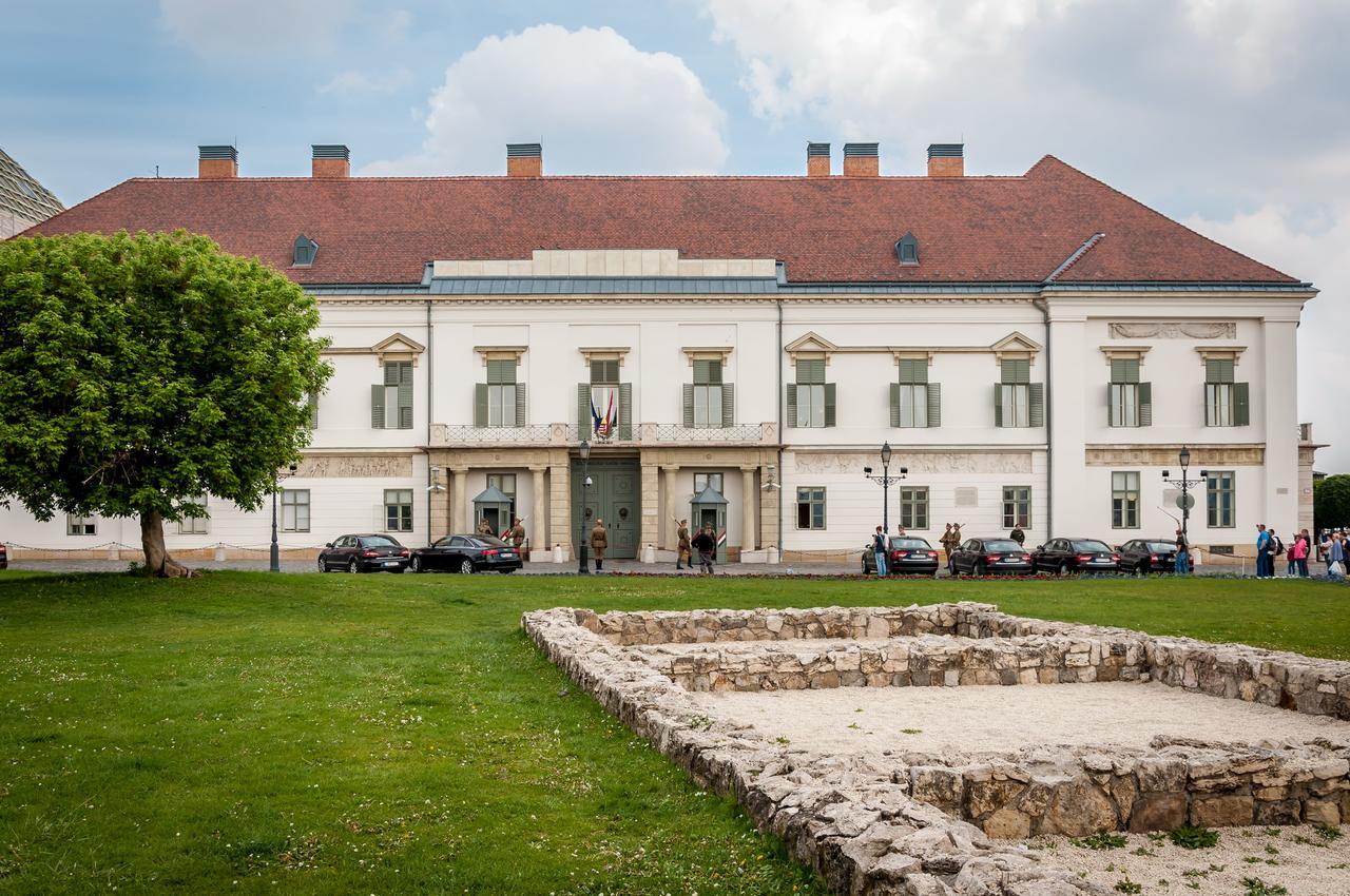 Castle Suite Budapest Exterior foto
